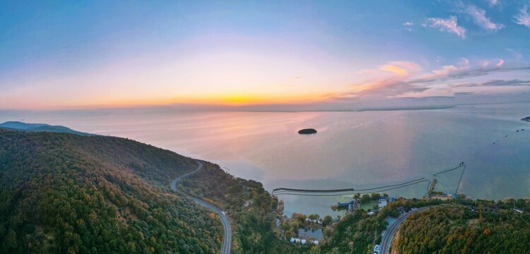 无锡滨湖:湖光潋滟映山色 醉美风景入画来