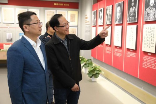 江苏经济报社与银承网络达成战略合作 江苏经济报社与银承网络达成战略合作