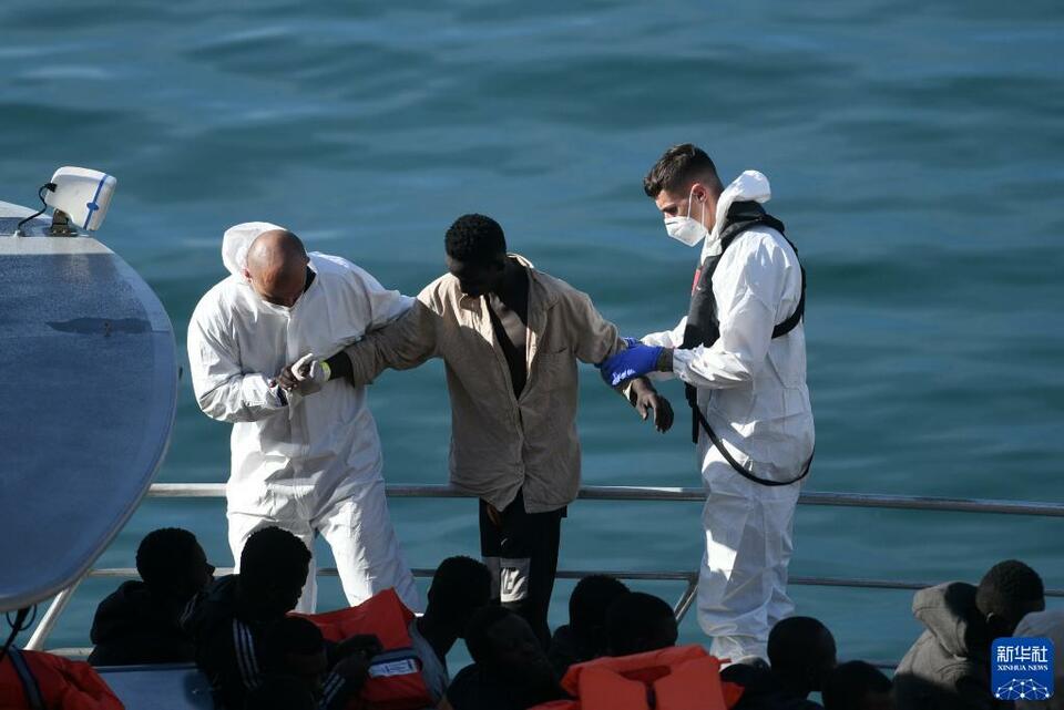 43名非法移民在馬耳他海域獲救