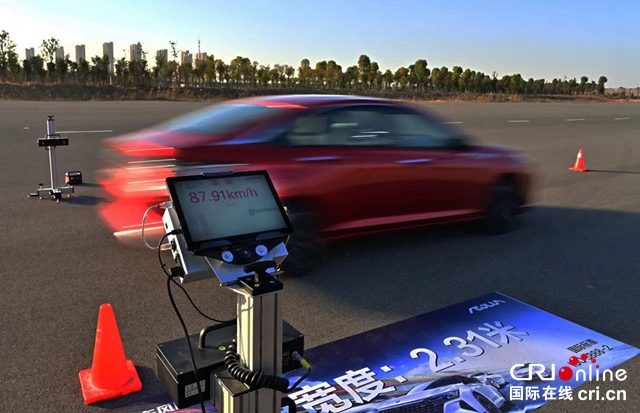 【汽車頻道 資訊+要聞列表】6.81秒 奕炫MAX刷新中國轎車最快加速度_fororder_image009
