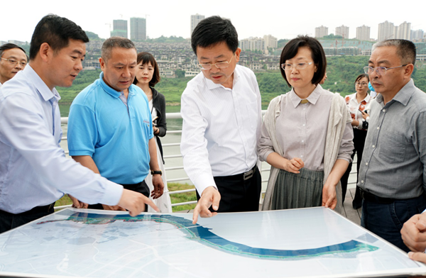 【B】重庆市委常委段成刚调研两江新区城市品质提升工作