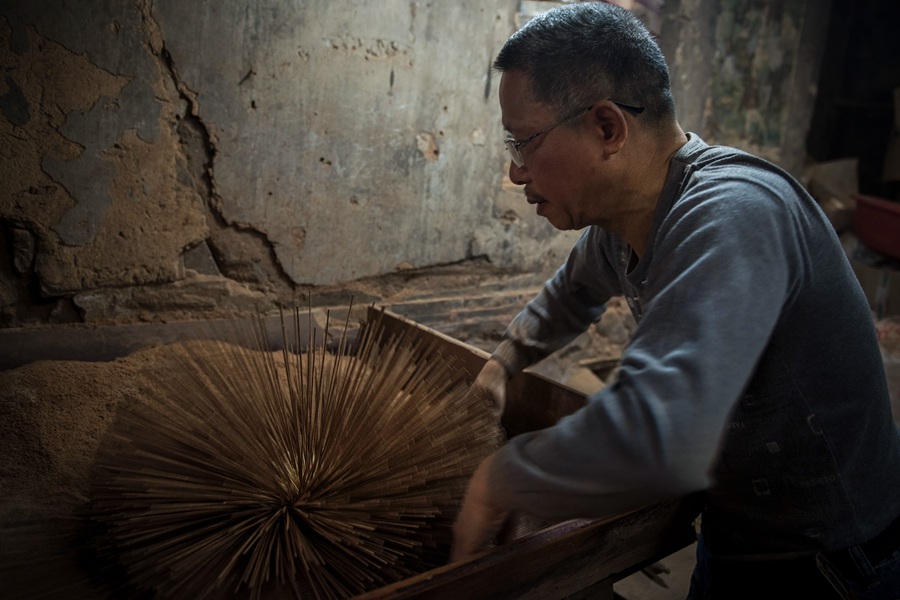 探访福建“非遗”技艺：一尺长香浓缩万里海丝路 传承发展出百亿产业