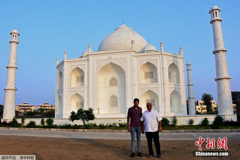 Dan kasar Indiya ya gina fada mai siffar Fadar Taj Mahal don nuna soyayya Dan kasar Indiya ya gina fada mai siffar Fadar Taj Mahal don nuna soyayya_fororder_a528926d5f5c4ca9b8e62ab4874dd15d