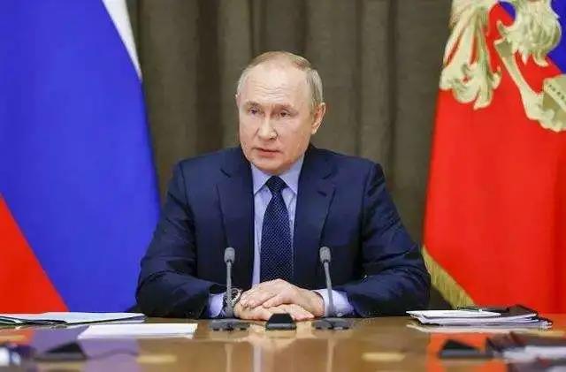 Çin: Rusya’yla ilişkilerimizi bozma girişimleri boş bir çaba_fororder_putin