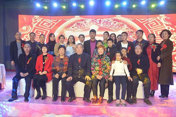 河北&quot;零彩礼&quot;夫妻获市委书记点赞 新娘:不为难父母