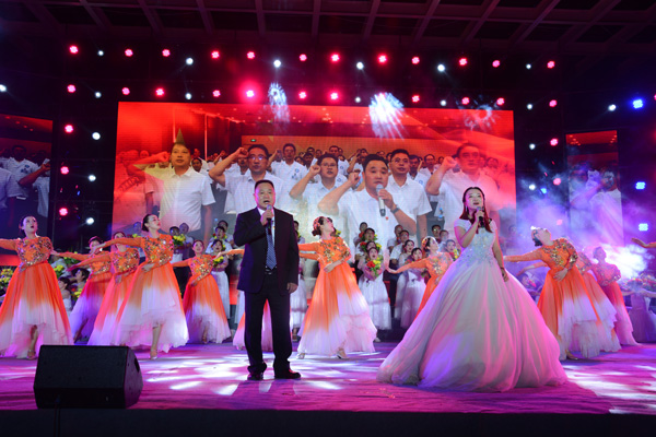 图片默认标题_fororder_大合唱《不忘初心》