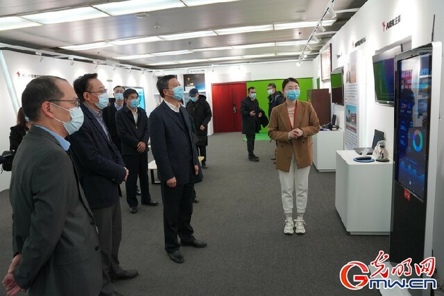 北京电子科技职业学院与光明网举行战略合作签约仪式 北京电子科技职业学院与光明网举行战略合作签约仪式