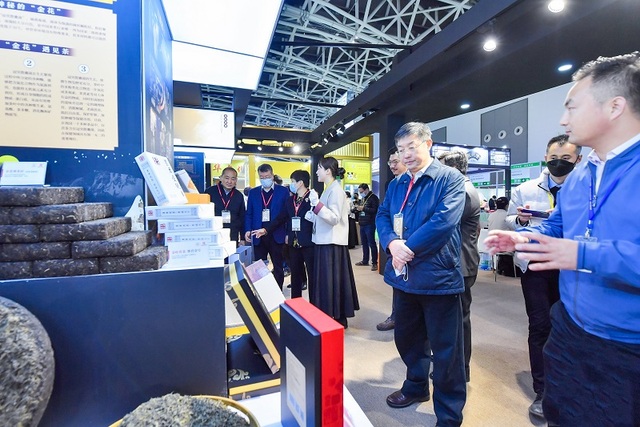 首个沉浸式泾阳茯茶体验馆亮相第九届西部茶博会 首个沉浸式泾阳茯茶体验馆亮相第九届西部茶博会