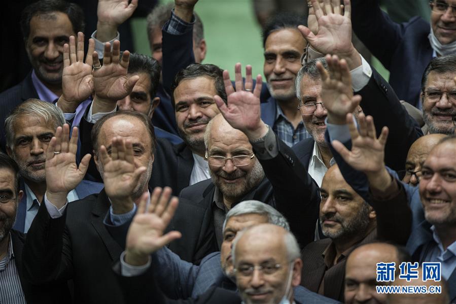 卡利巴夫当选伊朗新一届议会议长