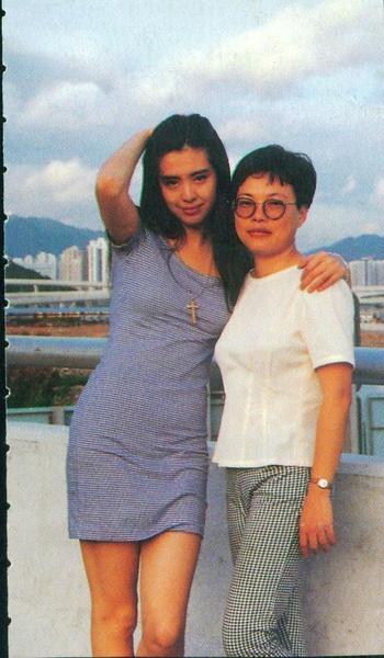 刘德华李嘉欣张曼玉 王祖贤合影怎么都美