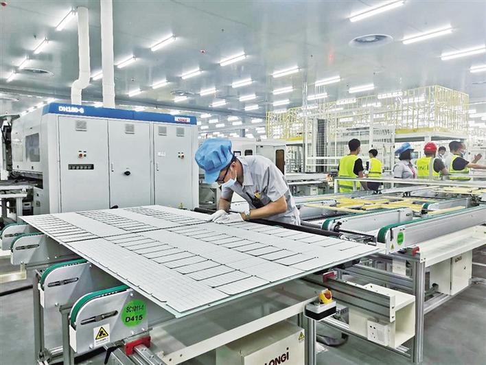 咸阳隆基乐叶5GW光伏组件项目建成试产  满产后将带动就业约两千人