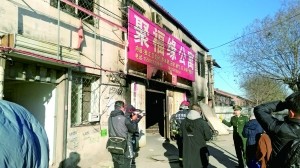 探访大兴火灾现场 村民：比起租金利益 还是安全重要