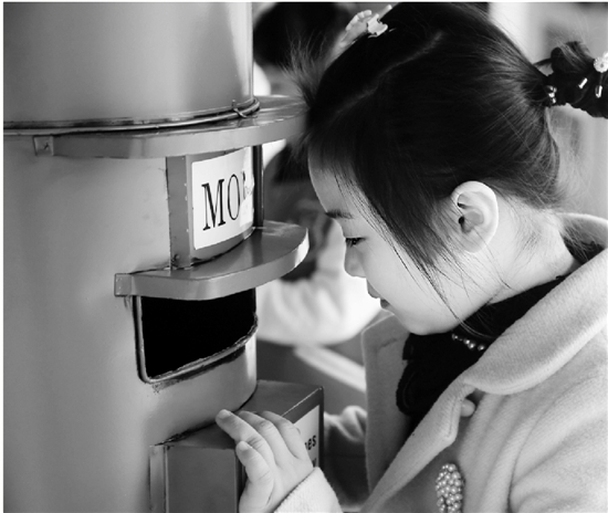 史上最“肆无忌惮”的一周：老师专听孩子们说悄悄话