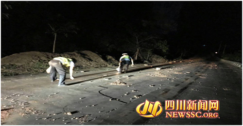 （转载）凉山雷波公安：夜间巡逻清障确保车辆通行安全