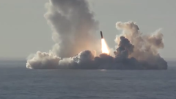 俄罗斯第六艘“北风之神”级战略核潜艇下水
