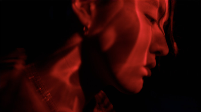 吴亦凡最新英文单曲登美国iTunes总榜第二
