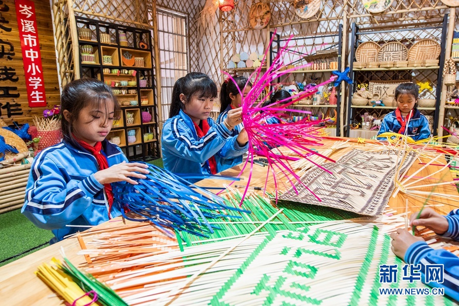 广西岑溪:小竹芒大产业 非遗传承后继有人
