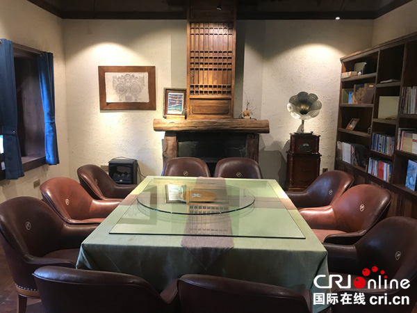 图片默认标题_fororder_6、罕额庄园舒适大气的餐厅--摄影-张黎萍