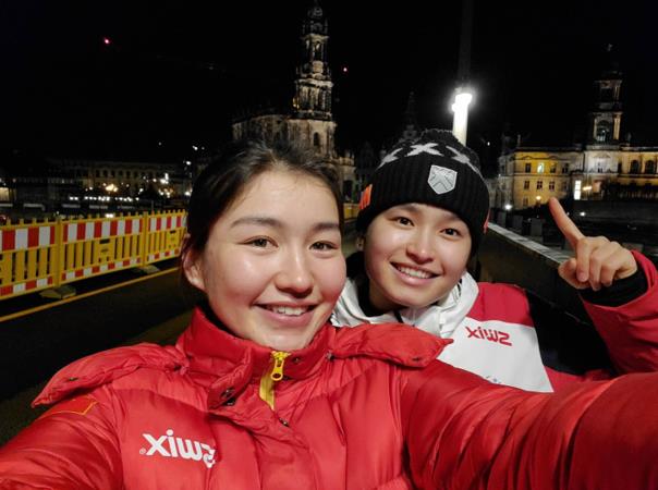 燃情冰雪 拼出未来丨维吾尔族女孩迪妮格尔 期待北京冬奥会上为国争光