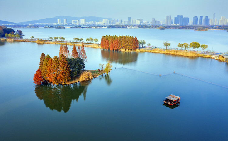 无锡滨湖:览湖光旖旎 赏绝色生香