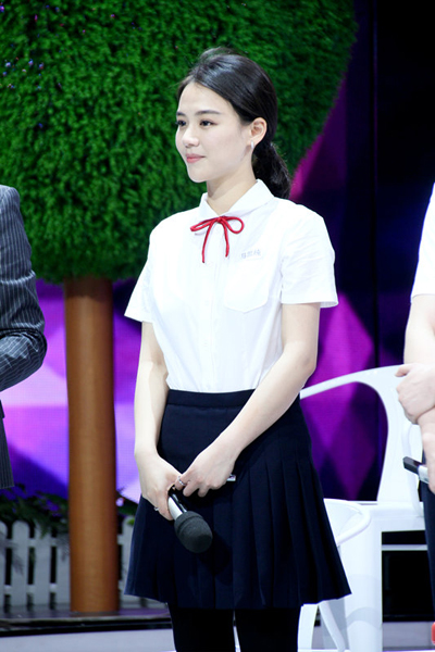 马思纯《快本》展唱功 拼演技重现《左耳》经典