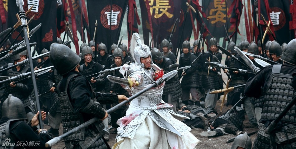 《赵子龙》曝林更新剧照 银甲英姿救阿斗[4]- 中国日报网