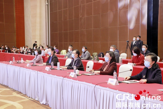 （原创）第二届中国妇女手工创新创业大赛总决赛在贵阳开幕_fororder_徐2