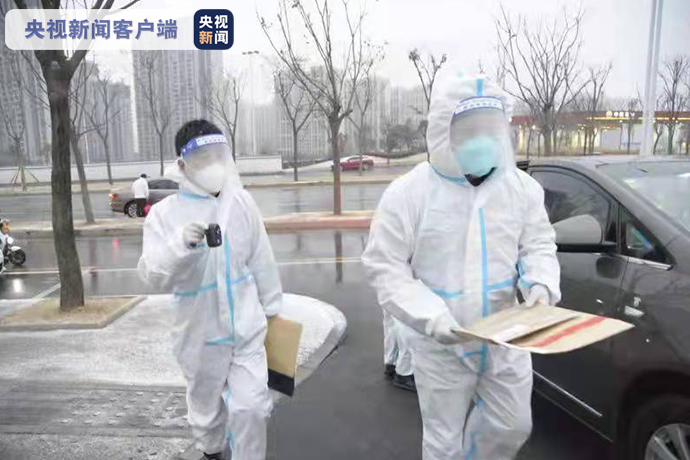 西安为确诊研考生送考上门