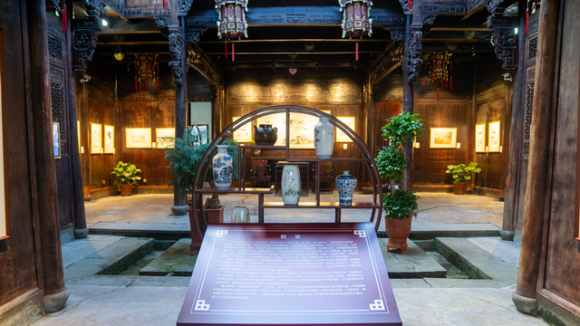 Tonglu, Hangzhou, Zhejiang: Ancient Buildings Become Art Exhibition Halls_fororder_图片 1