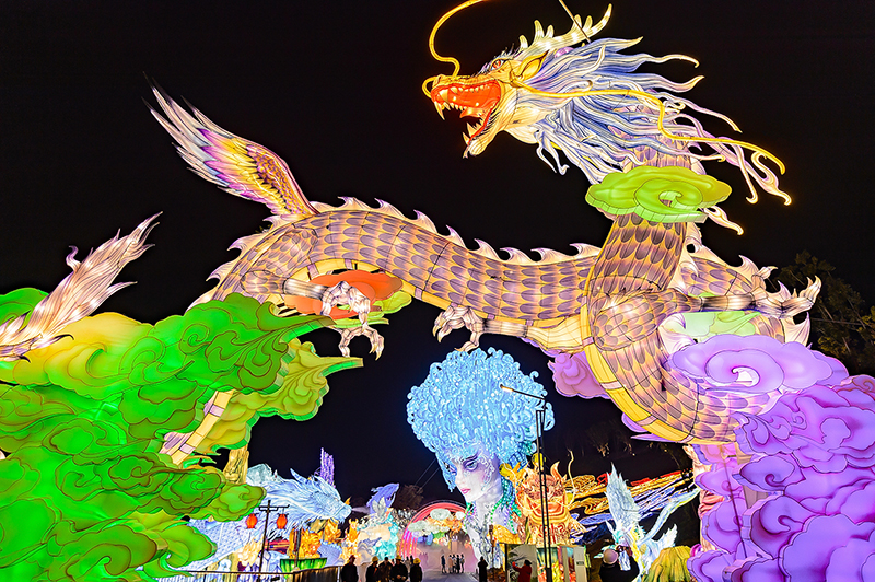 自贡中华彩灯大世界12月31日全新开园 高清大图提前看_fororder_4自贡中华彩灯大世界现场(摄影-廖志全)