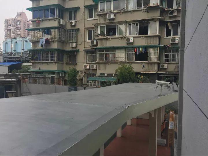 浙江一居民楼发生火灾 系女子用吹风机吹内裤导致
