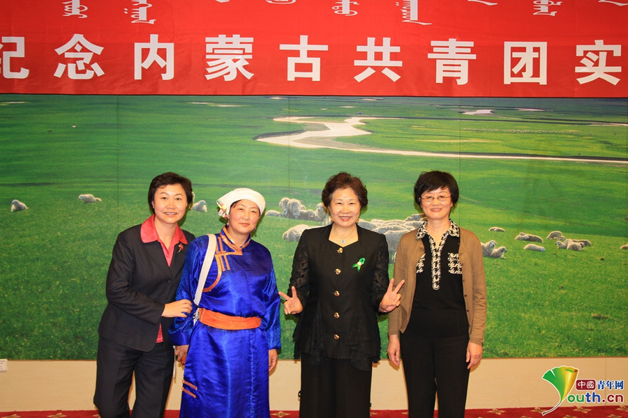 “大地妈妈”易解放和她的五百万棵“绿色生命树”