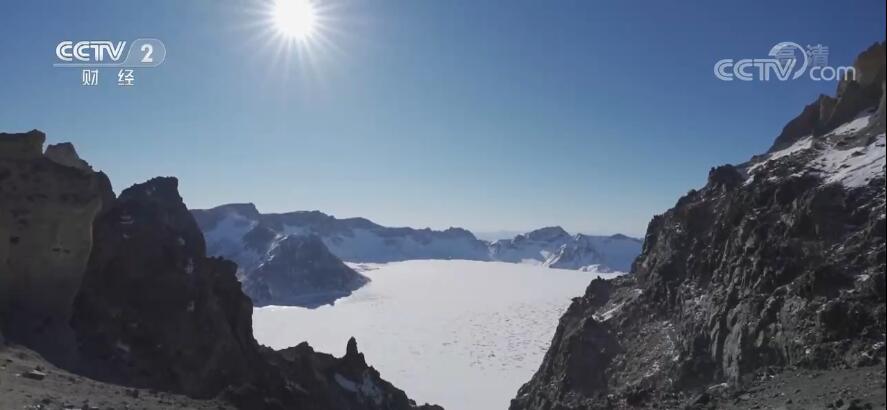 开年看消费 | 长白山:借助冬奥会契机设计个性化路线 促使冰雪旅游快速升温