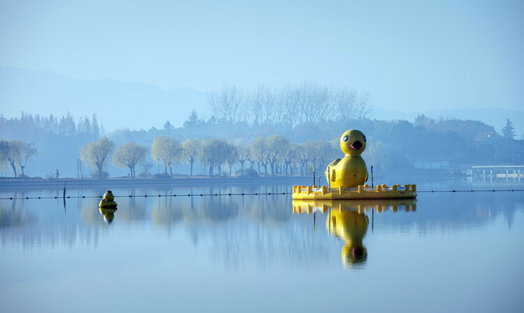 无锡滨湖:览湖光旖旎 赏绝色生香