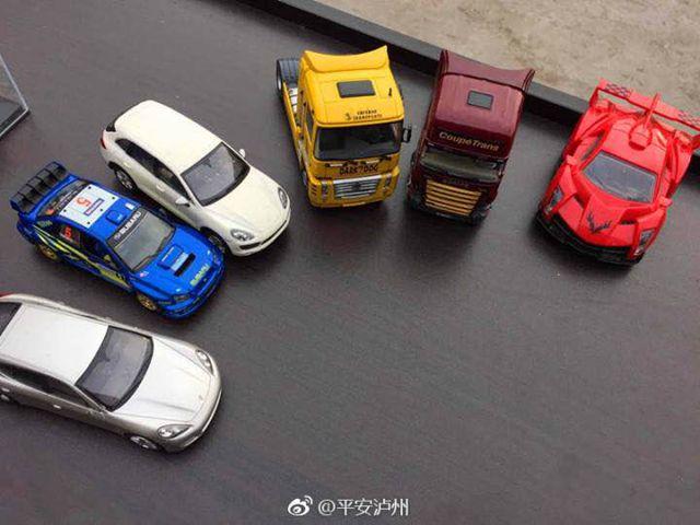 四川泸州警方追回几十台被盗&quot;豪车&quot;:莫名有点萌