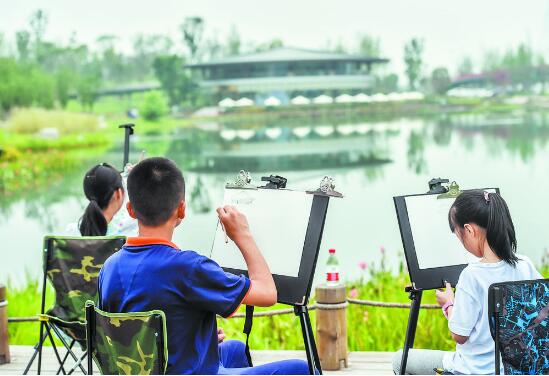 （转载）骑行跑步、工作商谈、踢球划船…成都绿道故事全新上演