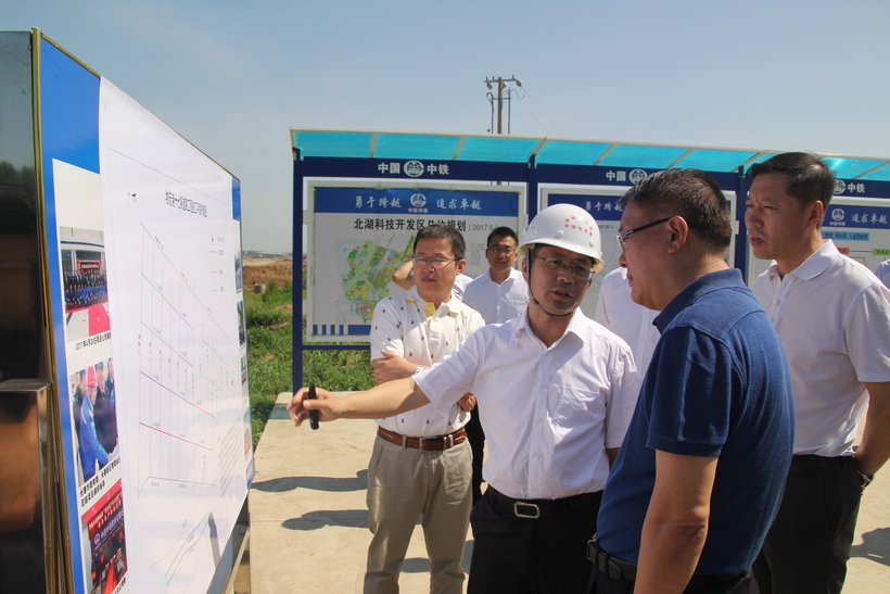 中铁东北亚长春物流港一期工程进入沥青路面施工