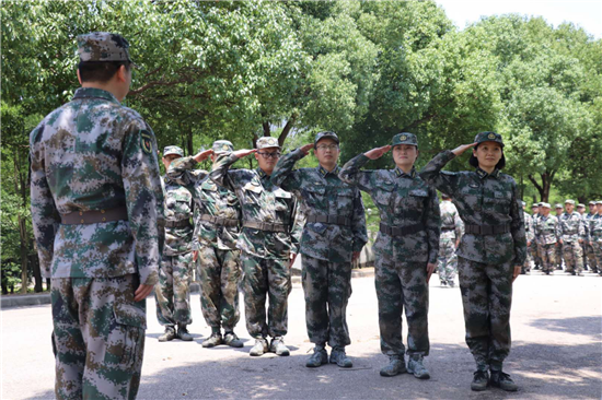 （B 平安江苏图文 CHINANEWS带图列表 移动版） 南京鼓楼援鄂抗“疫”民兵参与应急轮训