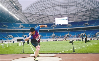 巩立姣: 向着“双冠”目标不断前行