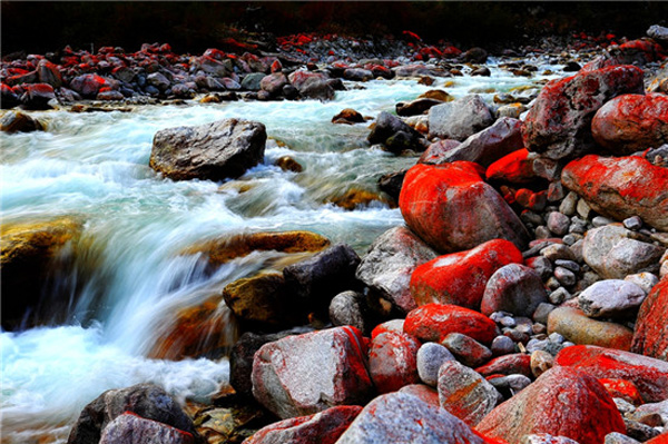 图片默认标题_fororder_2、海螺沟红石滩美景-供图-海螺沟景区管理局