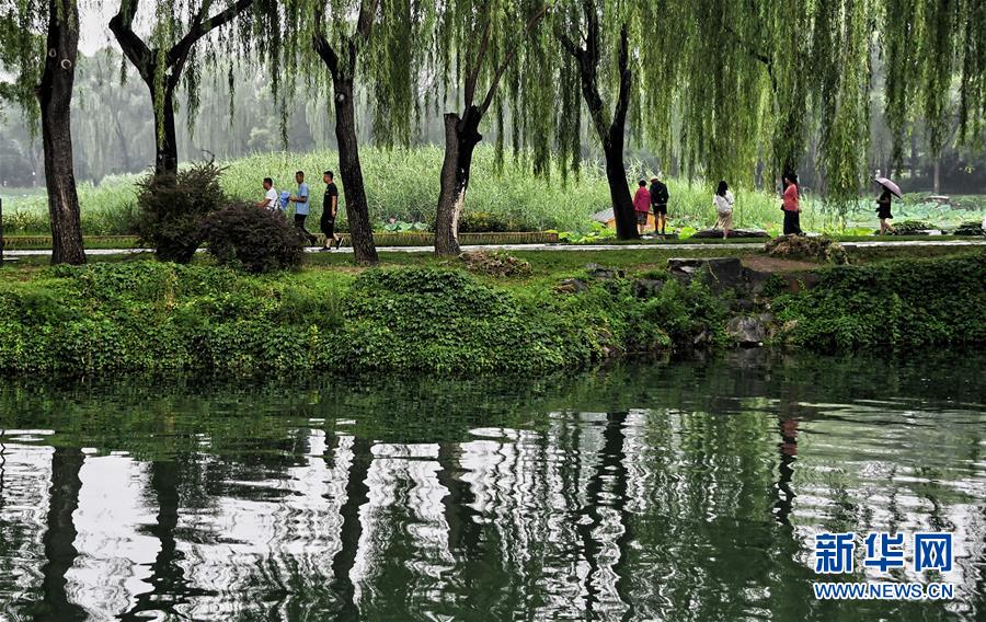 北京:雨中颐和园 北京:雨中颐和园