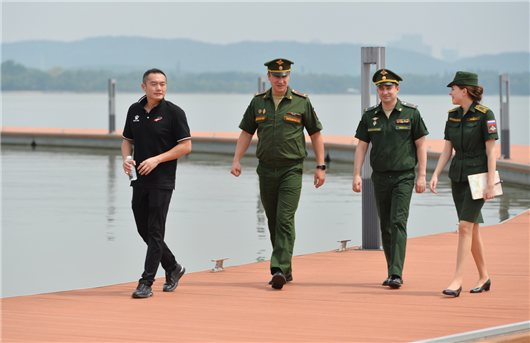 【湖北】【CRI原创】俄法等5国代表团在武汉考察军运会筹备情况