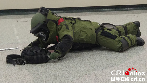 图片默认标题_fororder_演练现场。摄影：唐琪-(2)