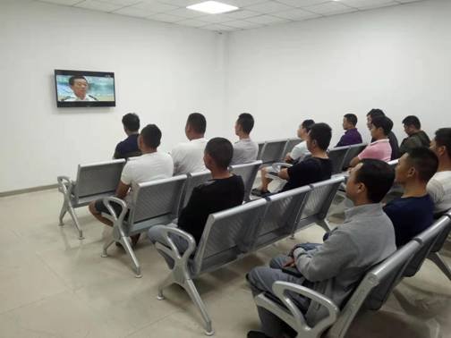 （转载）米易县公安局交警大队 积极推动“两个教育”宣教工作