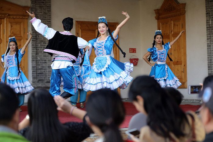 타타르족의 전통명절_fororder_VCG111128037333