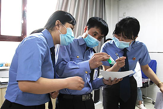 B【吉05】延吉市开展疫苗流通专项检查 确保监管全覆盖