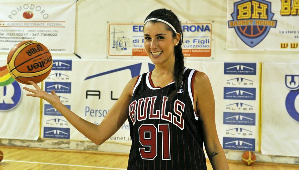 世界上最高的模特!篮球奥运冠军跨界美腿逆天