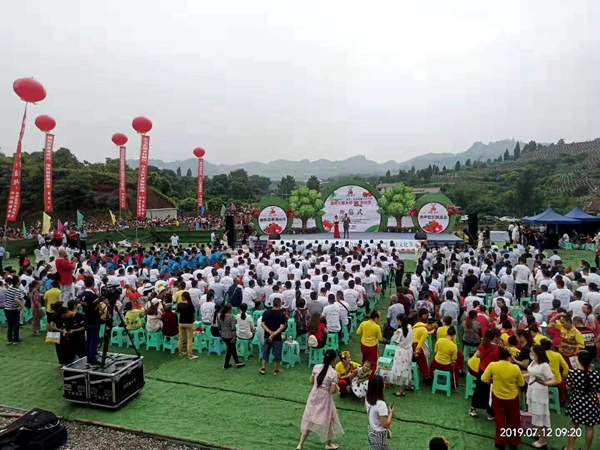 （转载）“迎庆3号”：宜宾叙州公安护航荔枝文化节成功举办