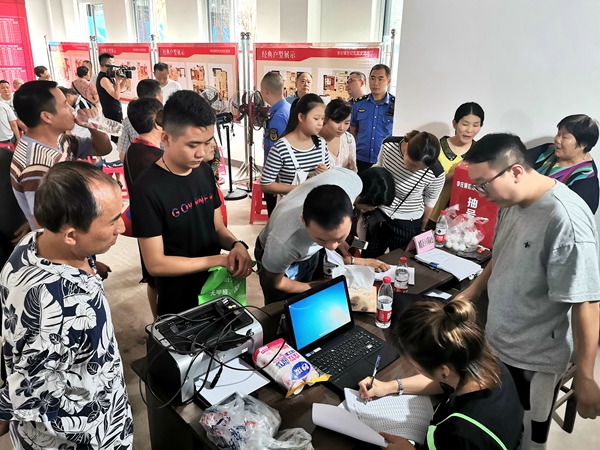 （转载）宜宾翠屏区：分安置房 圆安居梦