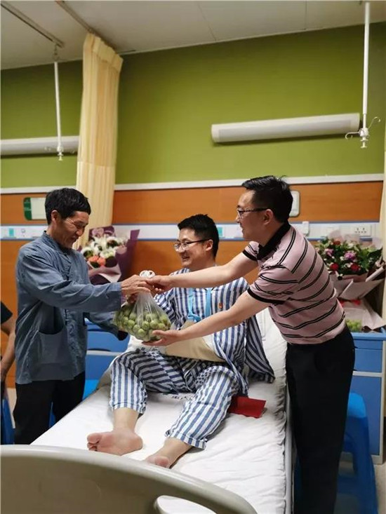 【社会民生】重庆奉节：医院中一场特殊的主题党日活动